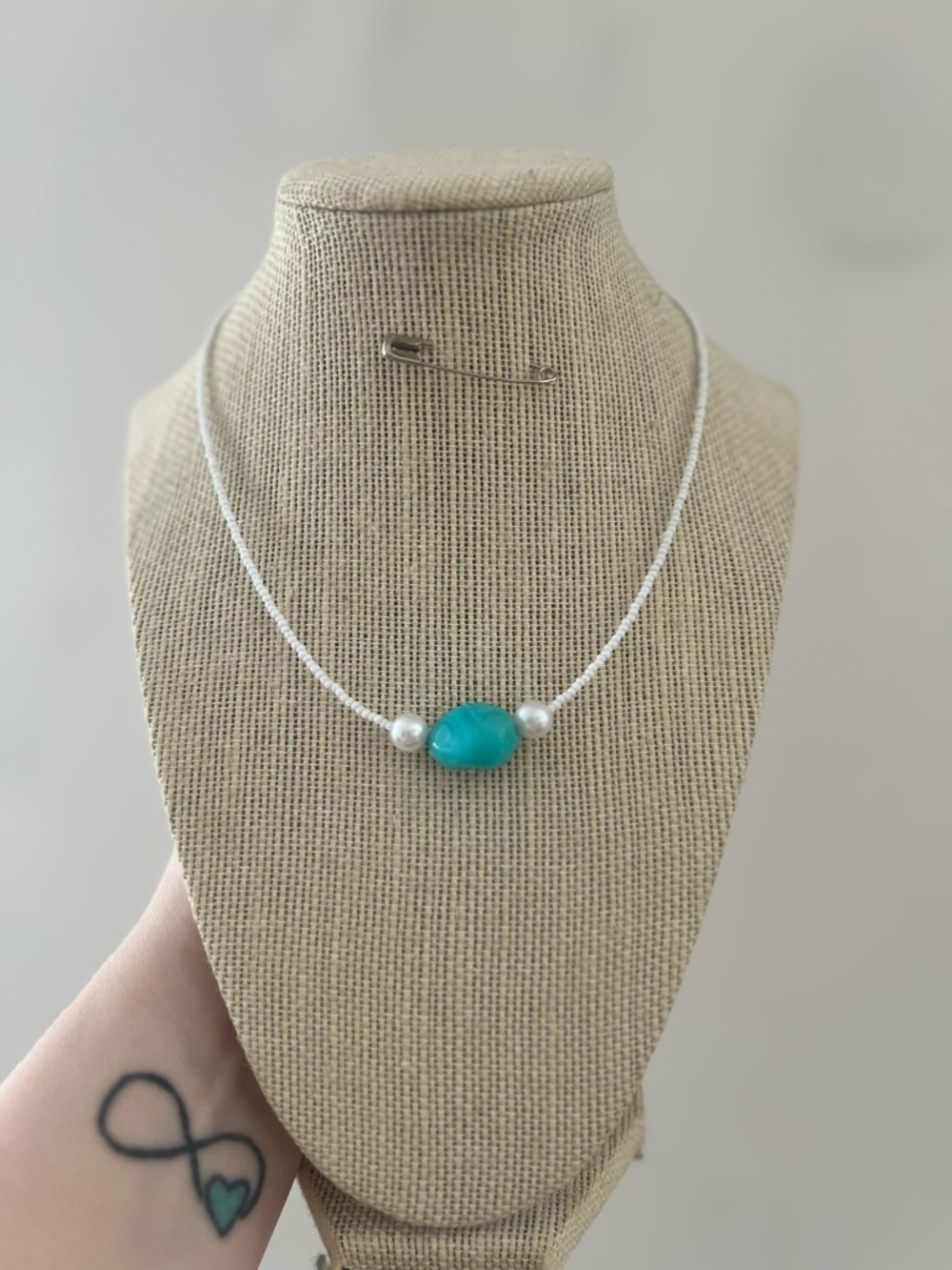 #43. Handmade Blue & White Beaded Choker Necklace - Picture 2 of 3